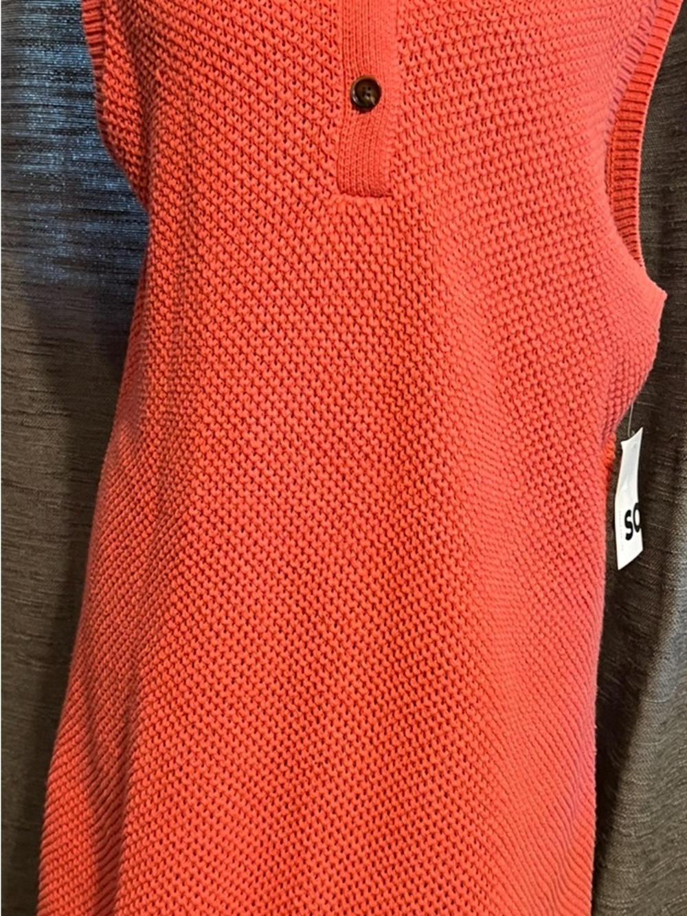 SO Coral Textured Sleeveless Knit Tank